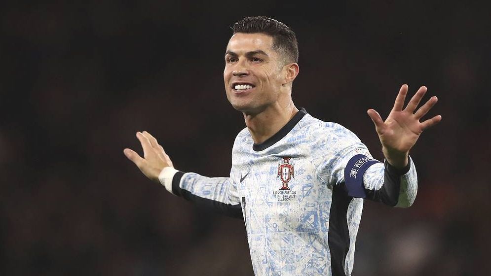 সবচেয়ে বেশি পারিশ্রমিক পাওয়া ফুটবলার রোনালদো