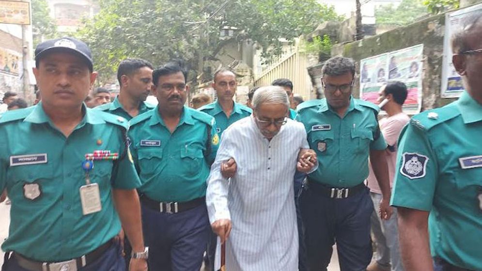 আদালতে বিচারকের কাছে যে আকুতি জানালেন শাহরিয়ার কবির