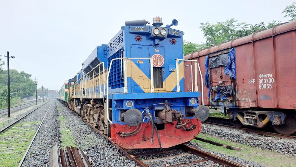 পণ্য ছাড়াই এবার রহনপুর ছাড়ল কৃষিপণ্য স্পেশাল ট্রেন