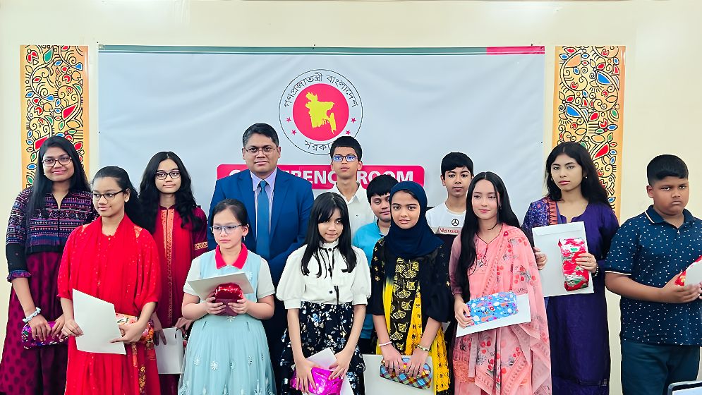 দুবাই বাংলাদেশ কনস্যুলেটে বিশ্ব শিশু দিবস উদযাপন