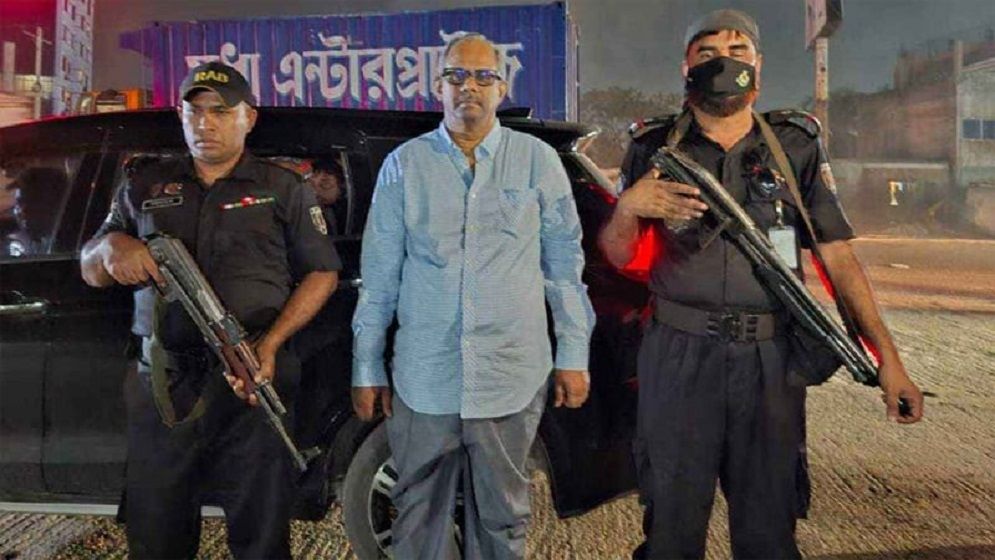 সাবেক সংসদ সদস্য মানিক গ্রেপ্তার