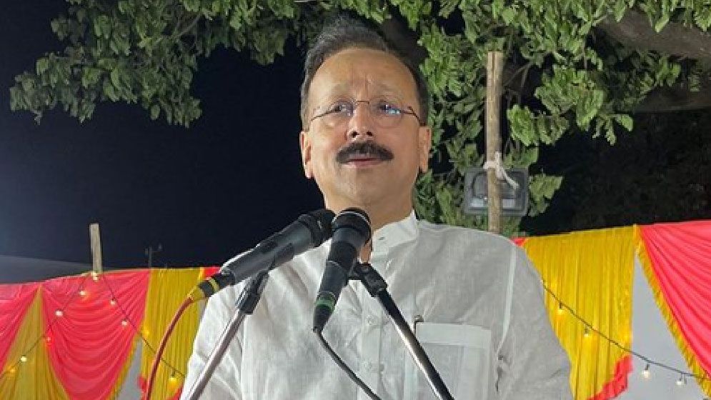 সাবেক মন্ত্রী বাবা সিদ্দিকিকে গুলি করে হত্যা