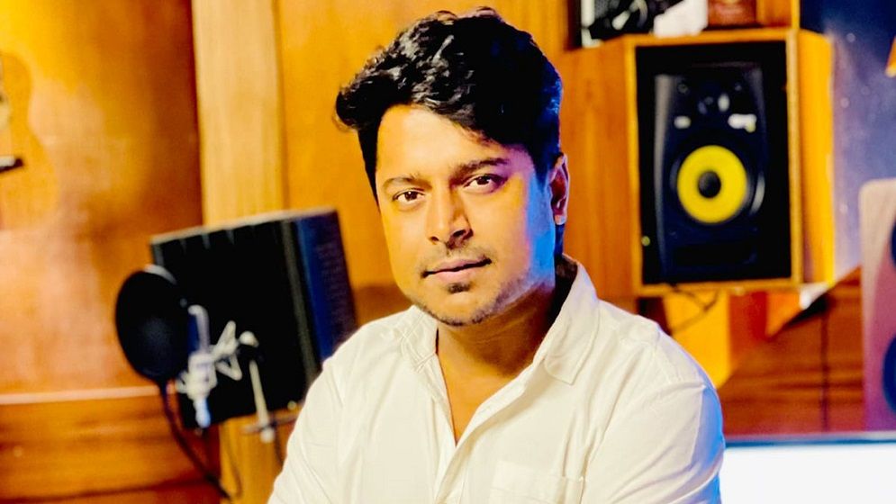 প্রশংসায় ভাসছে মিলনের নতুন গান (ভিডিও)