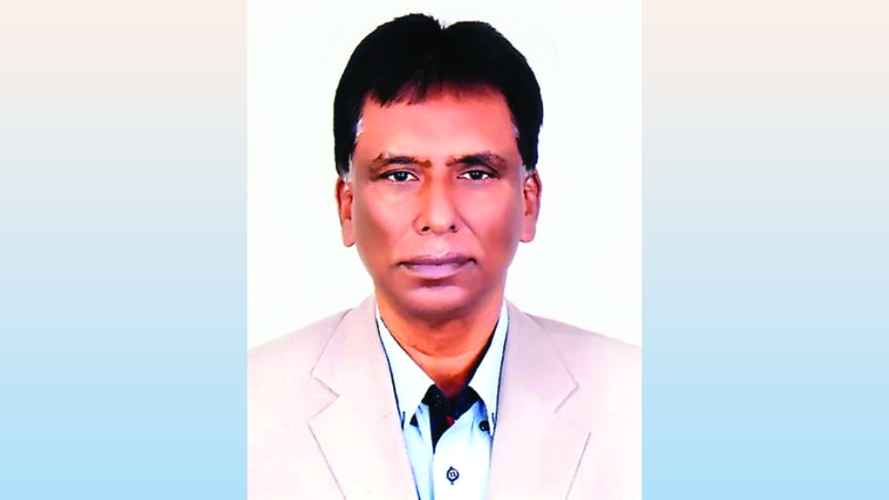 খুব কঠিন  সময় পার  করছি