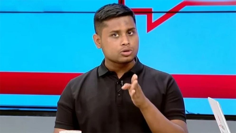 রাজনীতিবিদরা হাত মেলাচ্ছেন, বিপ্লবীদের ফাঁসির দড়ি এগিয়ে আসছে
