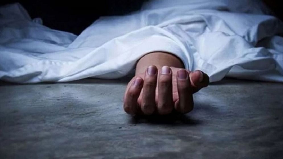 ডাকাতের ছুরিকাঘাতে প্রবাসী চিকিৎসক নিহত