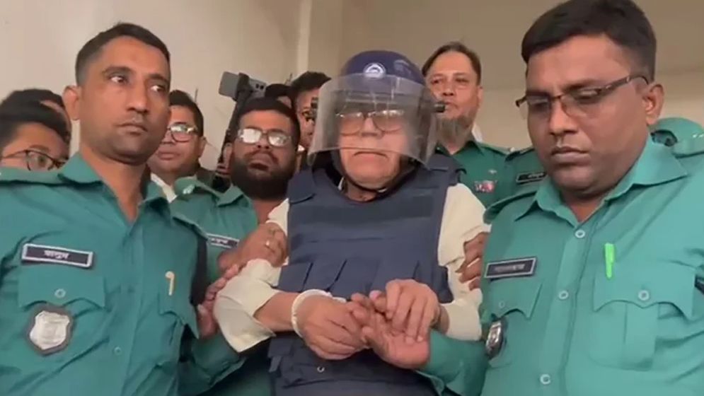 সাবেক খাদ্যমন্ত্রী কামরুল কারাগারে