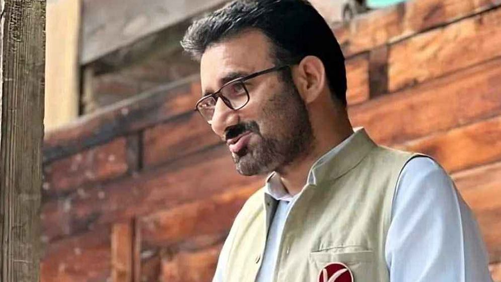 কেন জঙ্গি হতে চেয়েছিলেন, জানালেন কাশ্মীরের এমপি