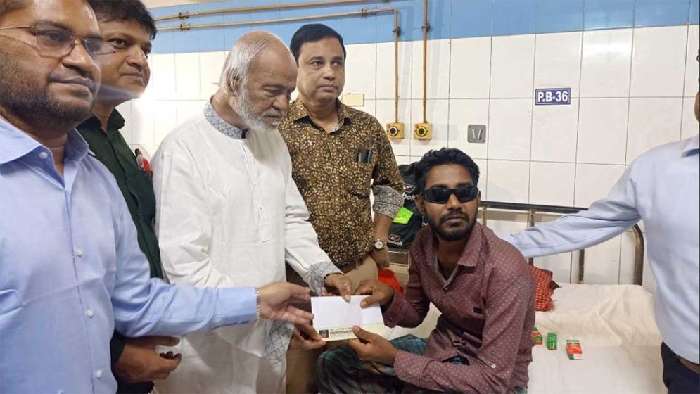 তরুণদের দেখানো পথেই দেশকে গড়তে হবে