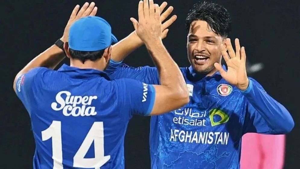 আল্লাহ মোহাম্মদ ঘাজনফার, কে এই রহস্য বোলার