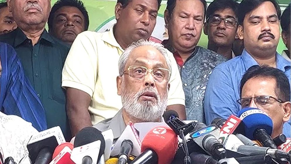 ব্ল্যাকমেইল করে জাতীয় পার্টিকে নির্বাচনে এনেছিল শেখ হাসিনা সরকার