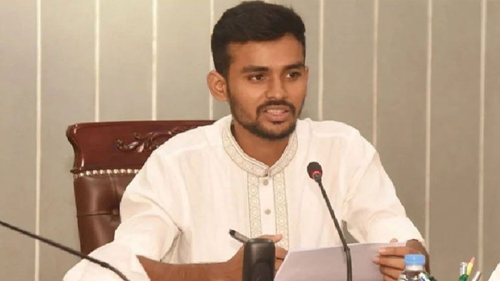চিন্ময় দাসকে মুক্তির দাবিতে আন্দোলনকারীদের হামলায় আইনজীবী নিহত, যা বললেন উপদেষ্টা আসিফ