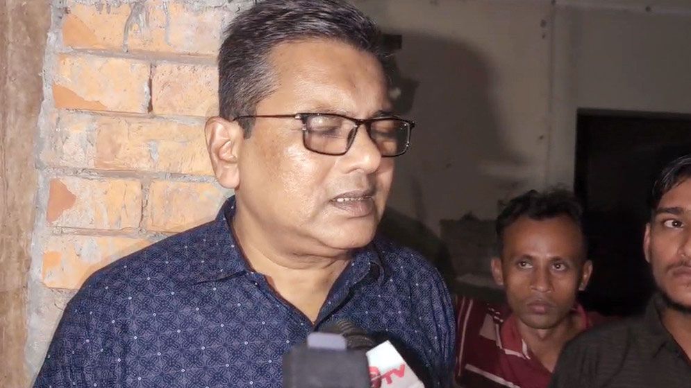 গুলিস্তানে হামলার পরিকল্পনা, আওয়ামী লীগ নেতা আটক
