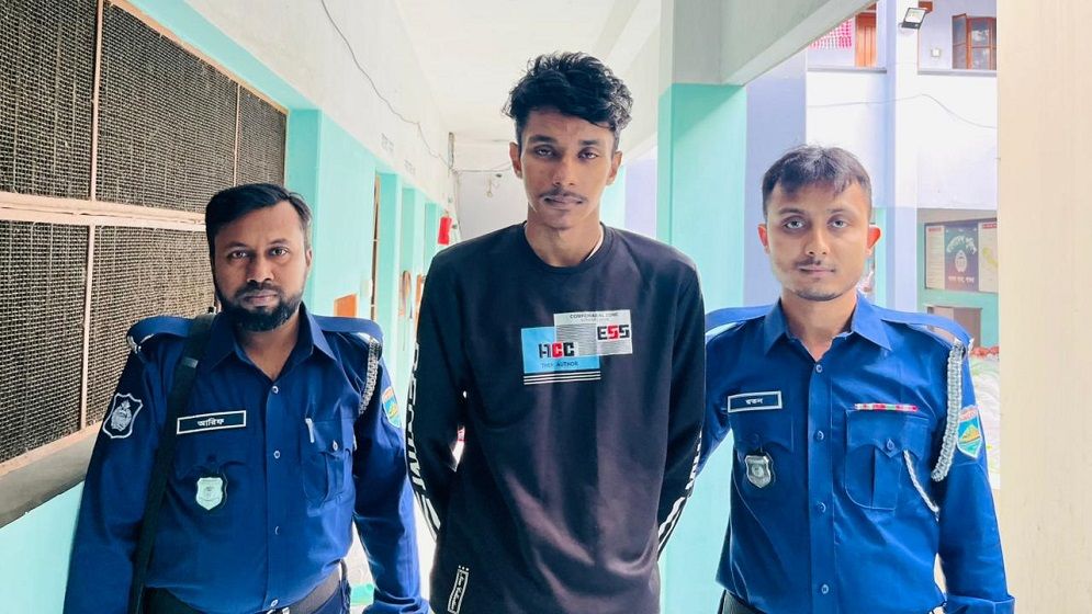 অপহরণের ২৪ ঘণ্টার মধ্যে অপহরণকারী পুলিশের হাতে গ্রেপ্তার
