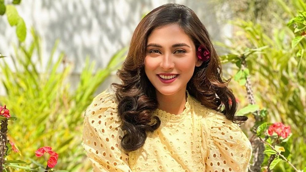 প্রশংসায় ভাসছেন মেহজাবীন