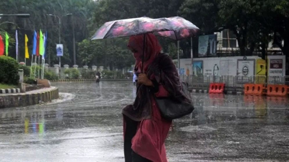 সাগরে লঘুচাপ, বৃষ্টি নিয়ে যা জানাল আবহাওয়া অফিস
