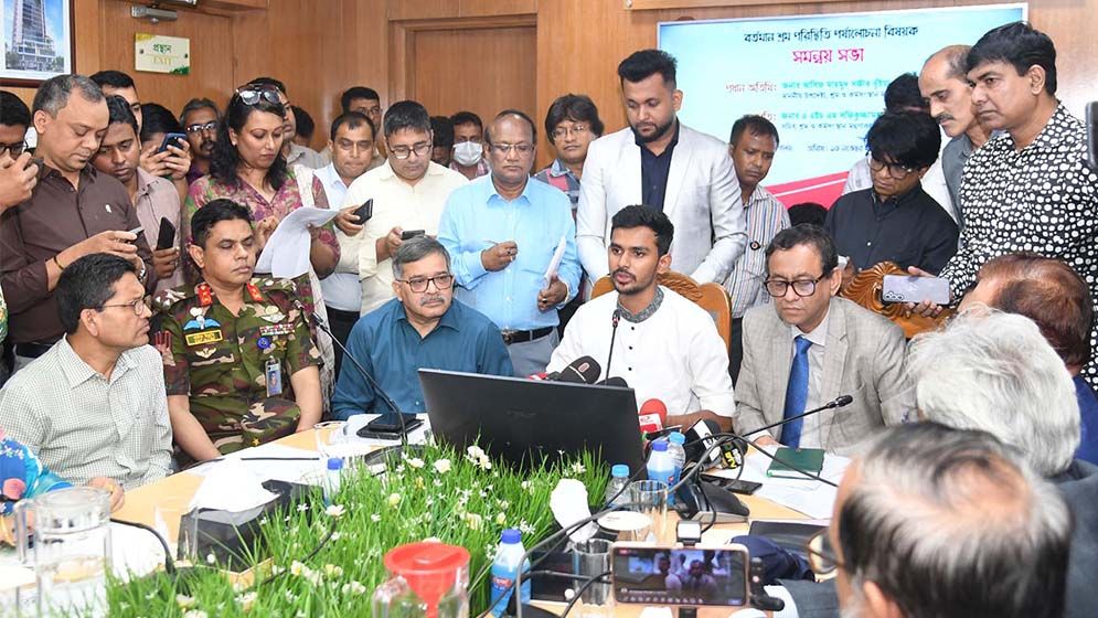অন্তর্বর্তী সরকারের বৈধতা কি, জানালেন উপদেষ্টা আসিফ