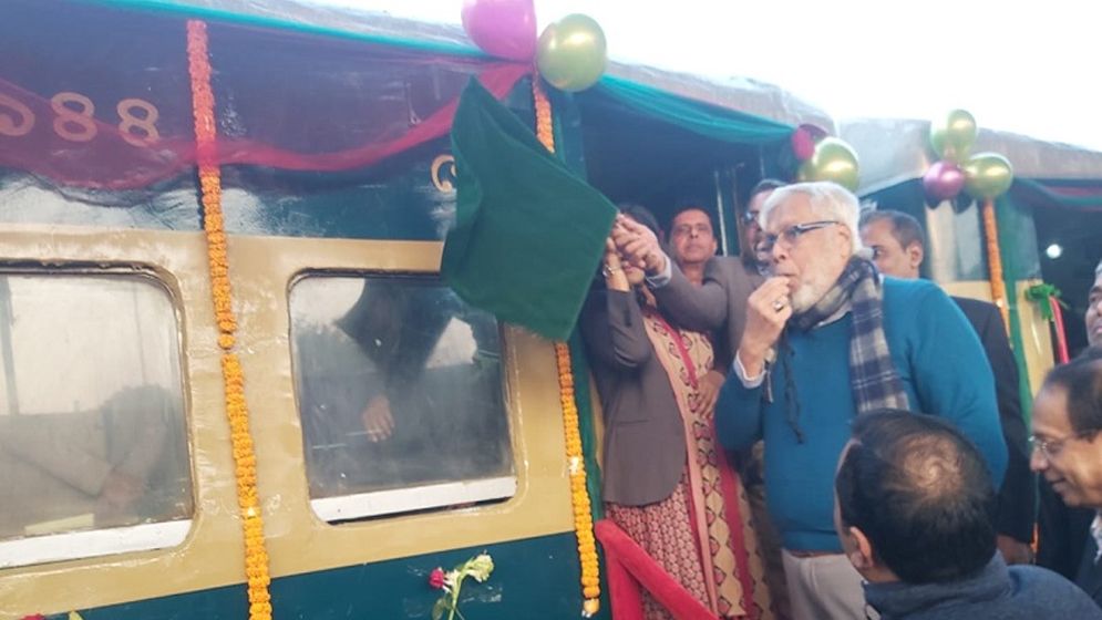 সরকার জনদূর্ভোগ দুর করতে কাজ করে যাচ্ছে