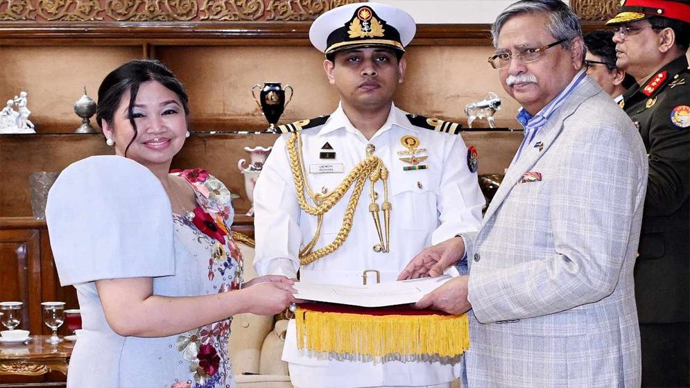 রিজার্ভ চুরির অর্থ ফেরাতে ফিলিপাইনের সহযোগিতা চাইলেন রাষ্ট্রপতি