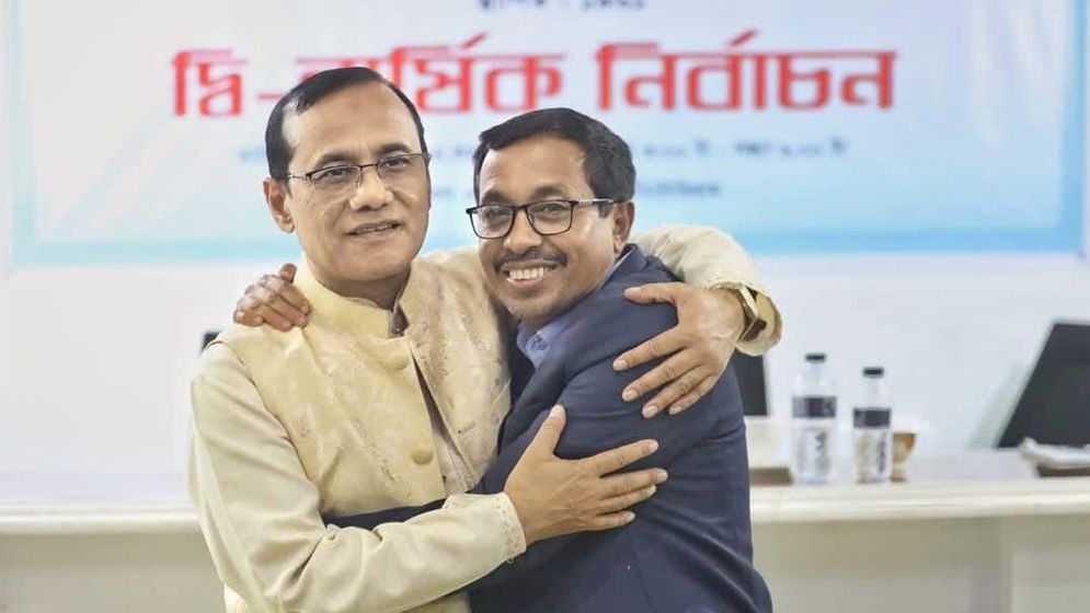 পাবনা প্রেস ক্লাবের সভাপতি আখতার, সম্পাদক জহুরুল