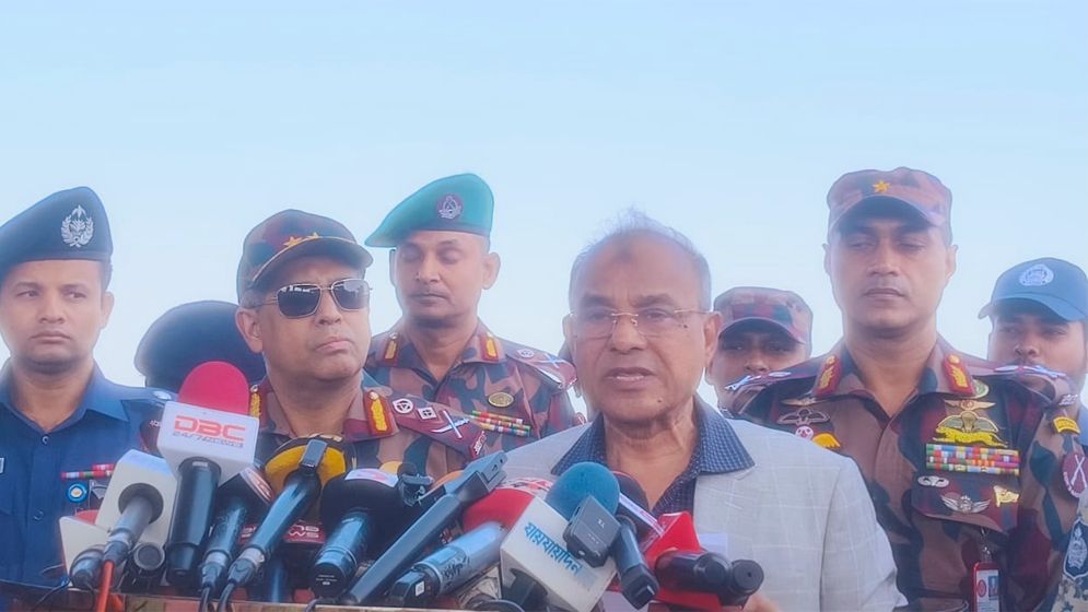 সীমান্ত পরিস্থিতিতে মিয়ানমার সরকার-আরাকান আর্মির সঙ্গে বাংলাদেশের যোগাযোগ রয়েছে