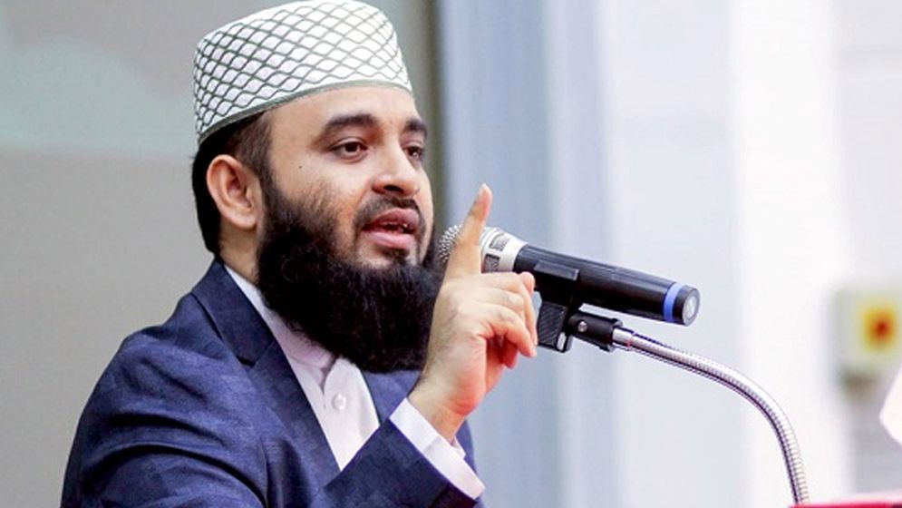 দেশে এসেই যে বার্তা দিলেন আজহারী  