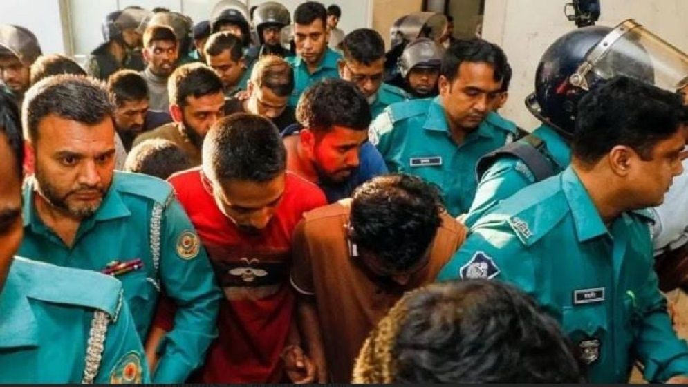 চিন্ময়কাণ্ডে পুলিশের ওপর হামলায় ৮ আসামি রিমান্ডে