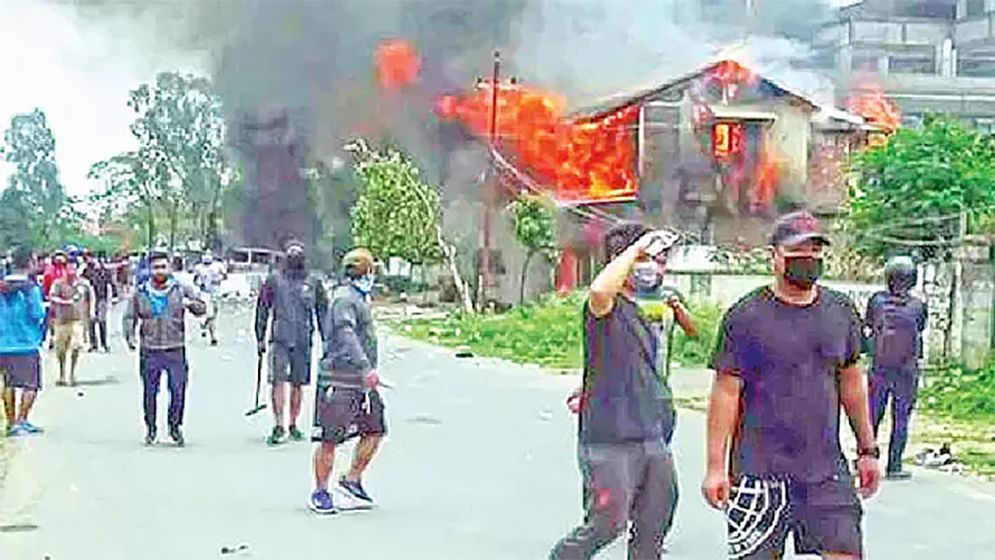 আবারো উত্তপ্ত মণিপুর, গ্রামরক্ষীকে গুলি করে হত্যা