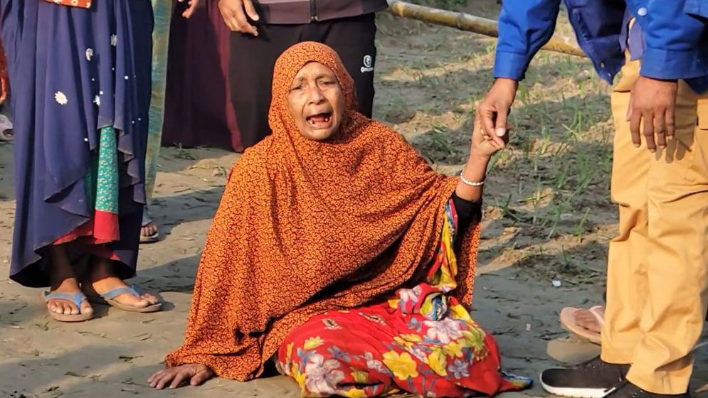 পাবনায় নছিমন চালকের মরদেহ উদ্ধার, পরিবারের দাবি হত্যা