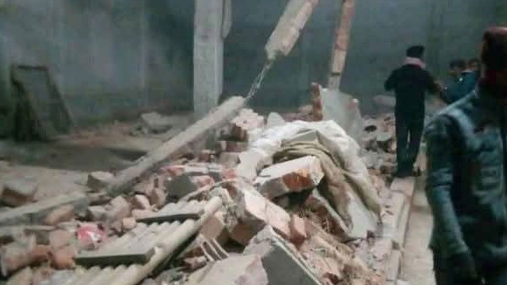 লালমনিরহাটে গোডাউনের দেয়াল ভেঙে শ্রমিকের মৃত্যু
