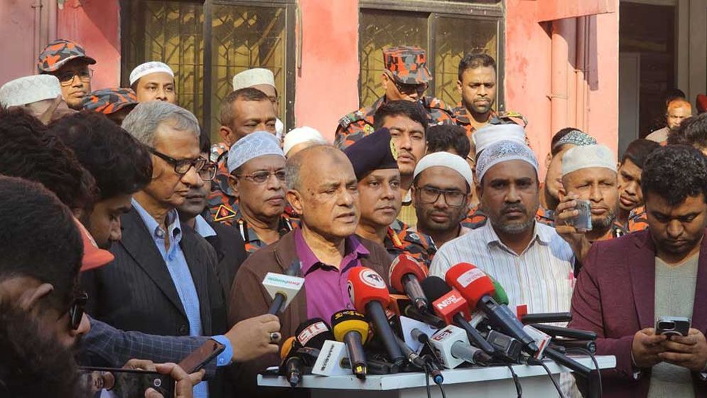 ফায়ার ফাইটার নয়নের জানাজা শেষে উপদেষ্টা বললেন, ‘ব্যর্থতা আমাদেরই’
