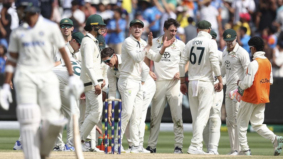 ভারতকে উড়িয়ে ১৮৪ রানের বড় জয় অস্ট্রেলিয়ার