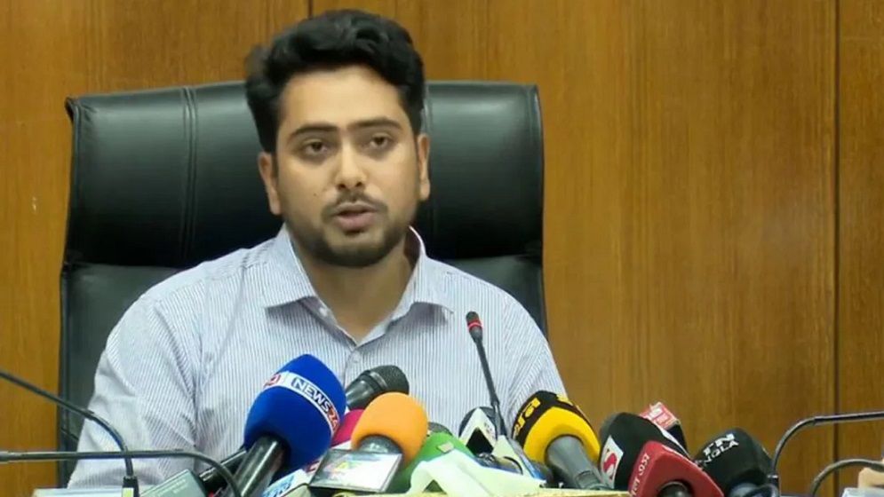 পরবর্তী ২০ বছর বাংলাদেশের রাজনীতিতে প্রভাব ফেলবে তরুণরা: তথ্য উপদেষ্টা