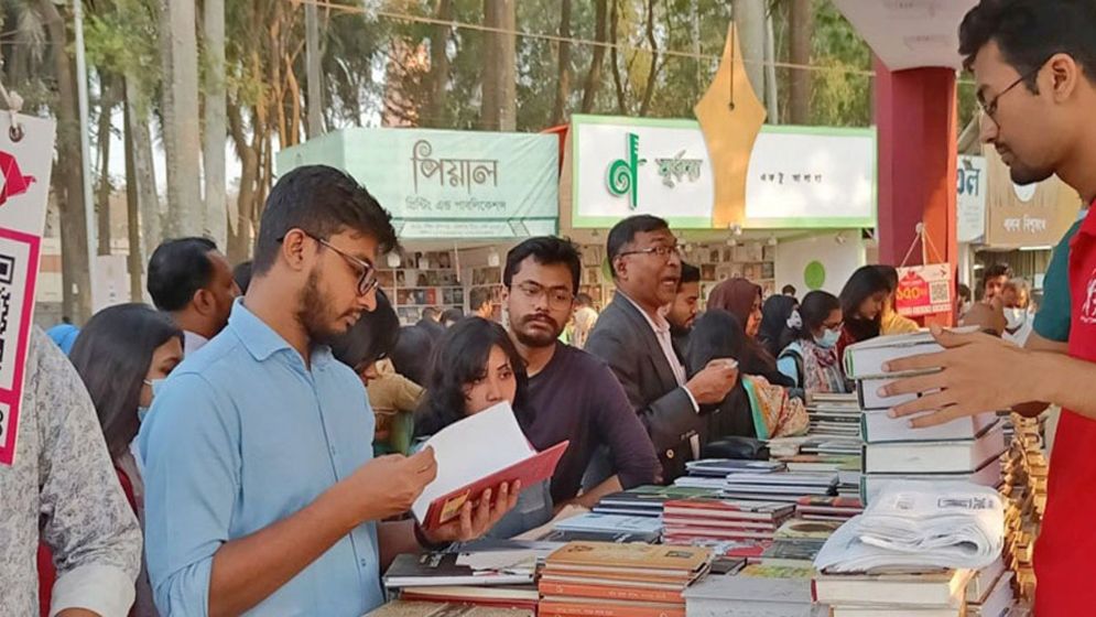 সোহরাওয়ার্দীতে সমাবেশ হলে ‘বইমেলা অসম্ভব’