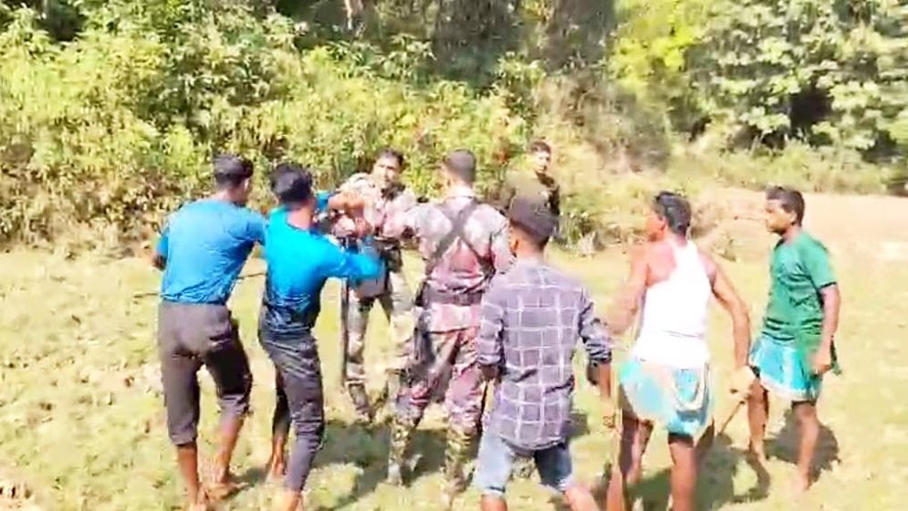 কুলাউড়া সীমান্তে বাংলাদেশিকে কুপিয়ে হত্যা করলো ভারতীয়রা