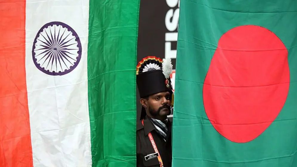 অবশেষে দিল্লি কি ঢাকার সঙ্গে সম্পর্ক সহজ করতে চাইছে?