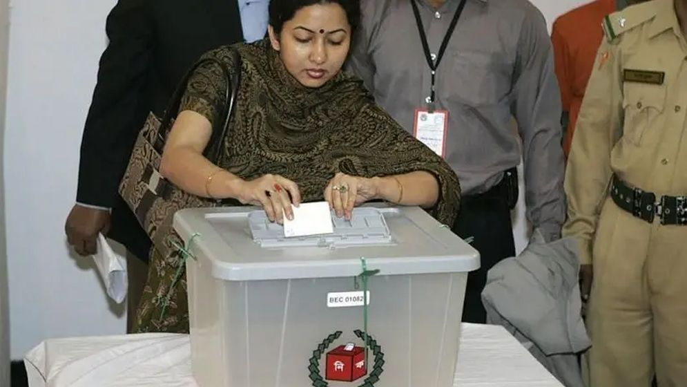 ভোটার হওয়ার বয়স ১৭ বছর হলে কী প্রভাব পড়তে পারে আগামী নির্বাচনে?