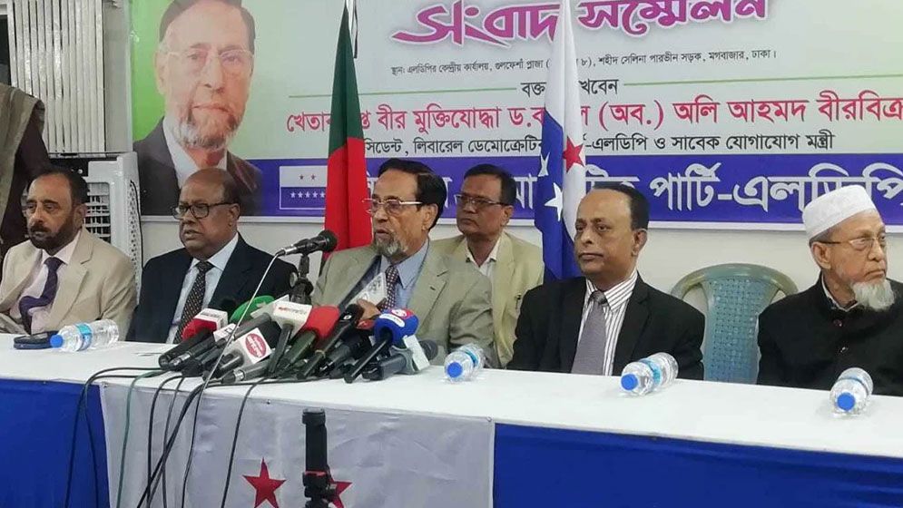 দ্রুত নির্বাচনের ব্যবস্থা না করলে আন্দোলনে নামা হবে: কর্নেল অলি