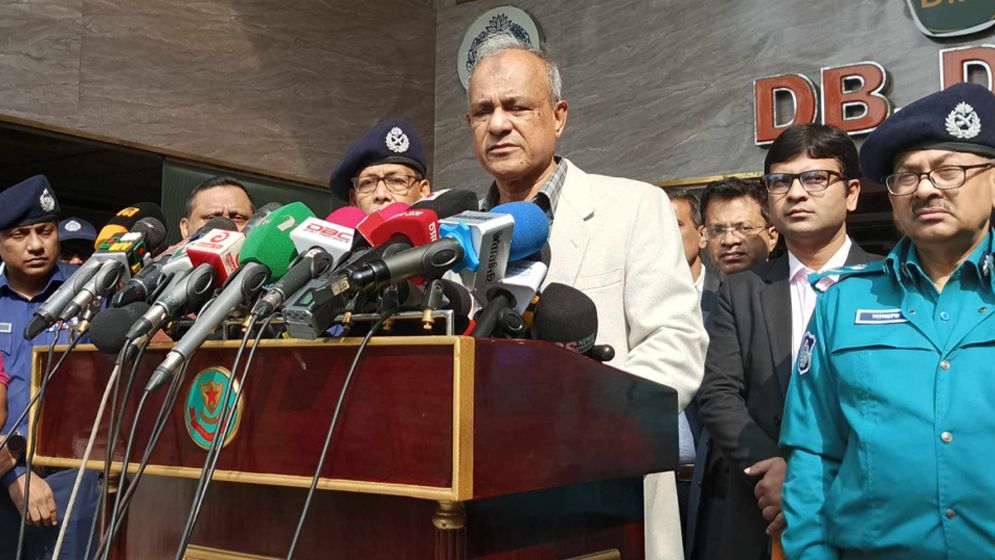 আয়নাঘর-ভাতের হোটেল বলে কিছু থাকবে না: স্বরাষ্ট্র উপদেষ্টা