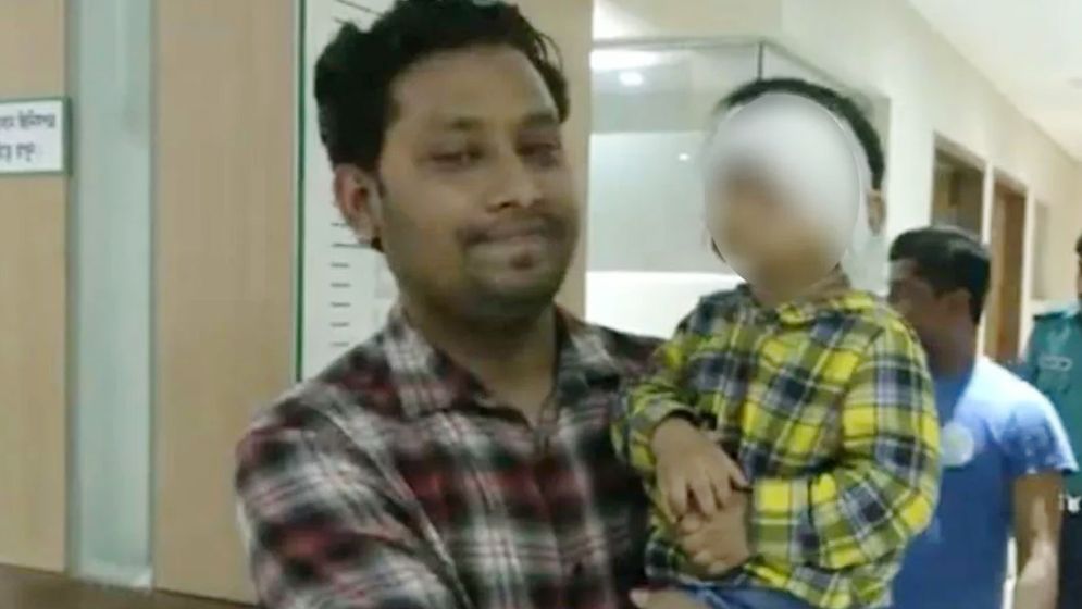 শিশুকে ভুল চিকিৎসা দেয়া চিকিৎসক গ্রেপ্তার