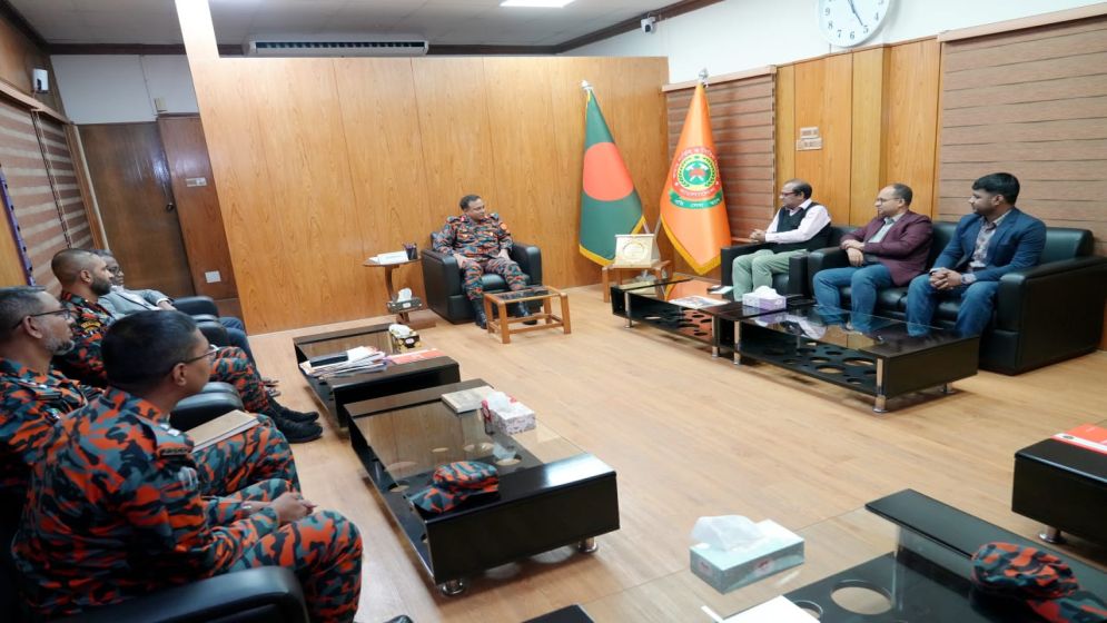 ক্র্যাব ইসির সঙ্গে ফায়ার সার্ভিসের ডিজির সাক্ষাৎ, যে আলাপ হলো