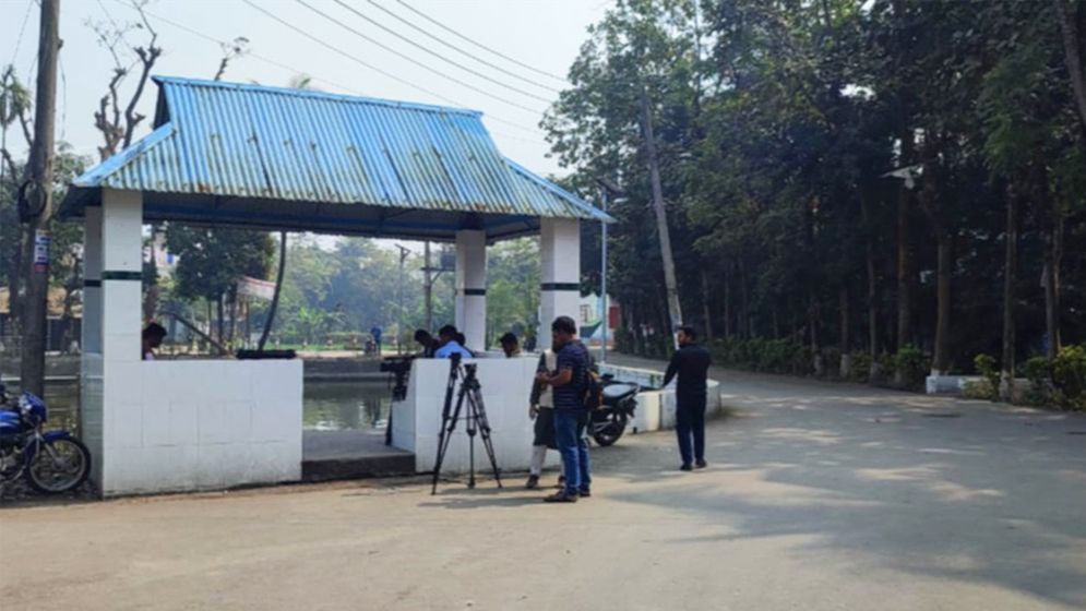 এবার ওবায়দুল কাদেরের বাড়ি গুড়িয়ে দেয়ার ঘোষণা দিলো বৈষম্যবিরোধীরা