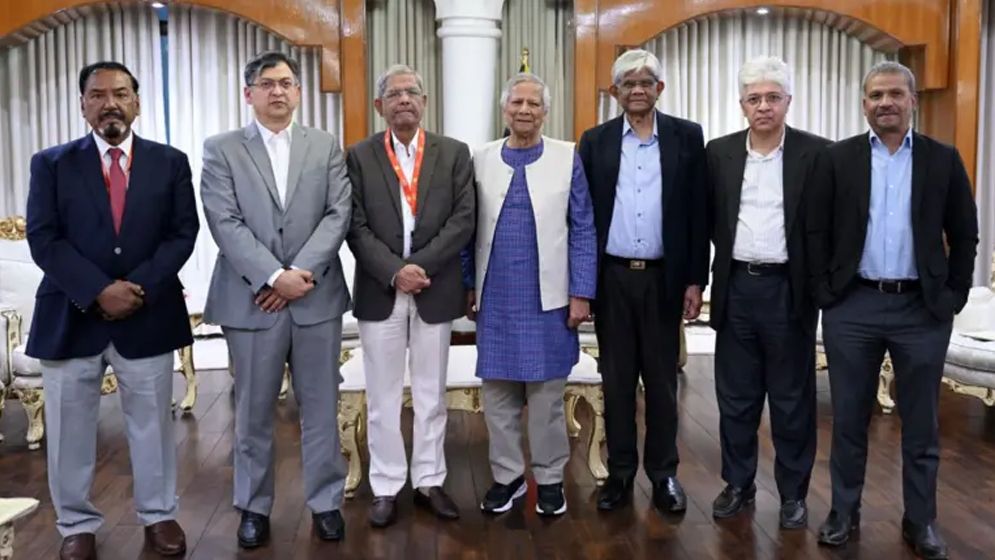 ডিসেম্বরেই সংসদ নির্বাচনের আভাস, এখন কী হতে যাচ্ছে