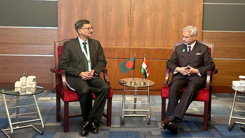 তৌহিদ-জয়শঙ্কর বৈঠক: চ্যালেঞ্জ মোকাবিলায় একযোগে কাজের ওপর গুরুত্বারোপ