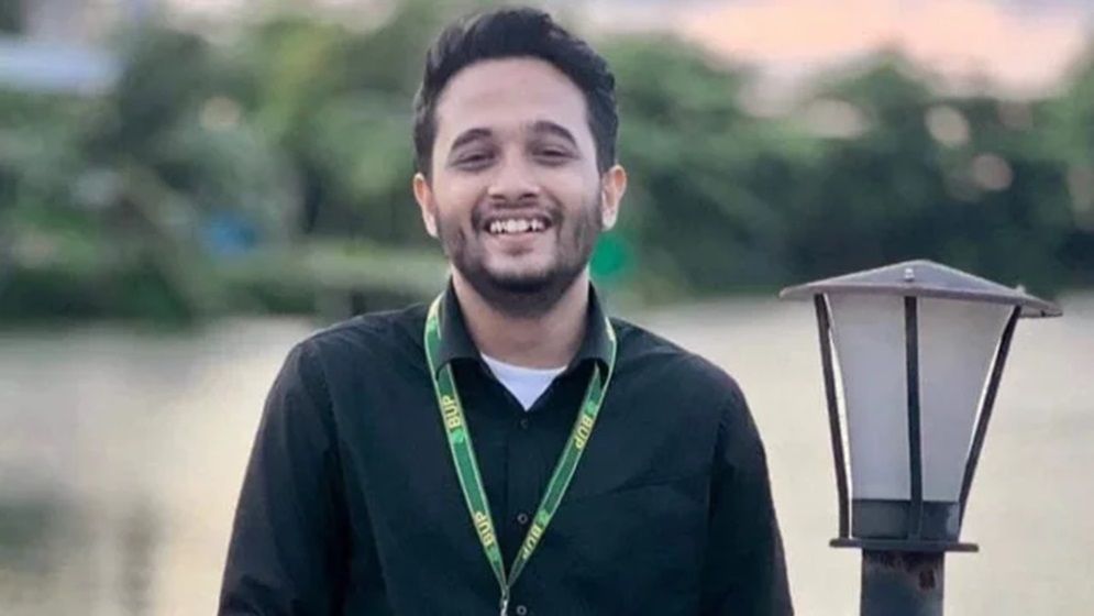 মীর মুগ্ধের মাথায় উচ্চ ক্ষমতাসম্পন্ন রাইফেল থেকে গুলি করা হয়েছিল