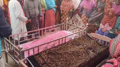 প্রবাসী স্বামীর মৃত্যু সইতে না পেরে মারা গেলেন স্ত্রীও, একসঙ্গে দাফন
