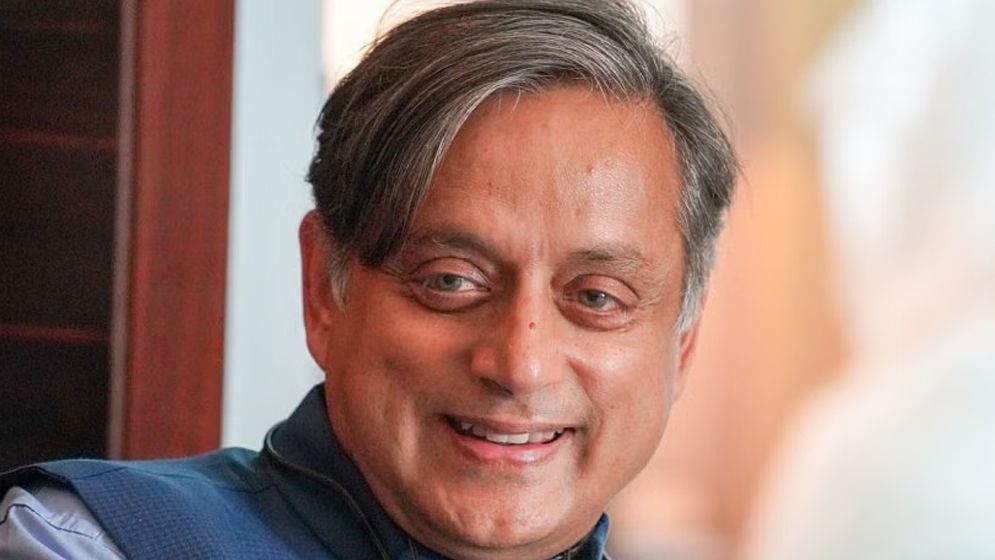 শেখ হাসিনার বক্তব্য জটিলতা তৈরি করেছে: শশী থারুর