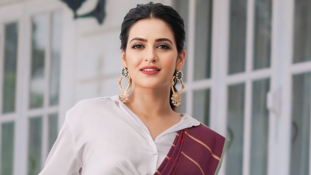 আলিবাবার আবহে প্রিয়াঙ্কার নতুন ছবি ‘চিচিং ফাঁক’