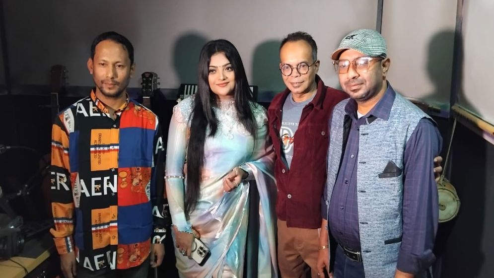 ‘বরবাদ’ নিয়ে আসছেন সালমা-জুয়েল