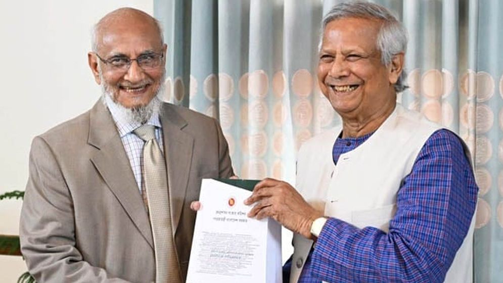১২ ক্যাডার সার্ভিস চালুর প্রস্তাব